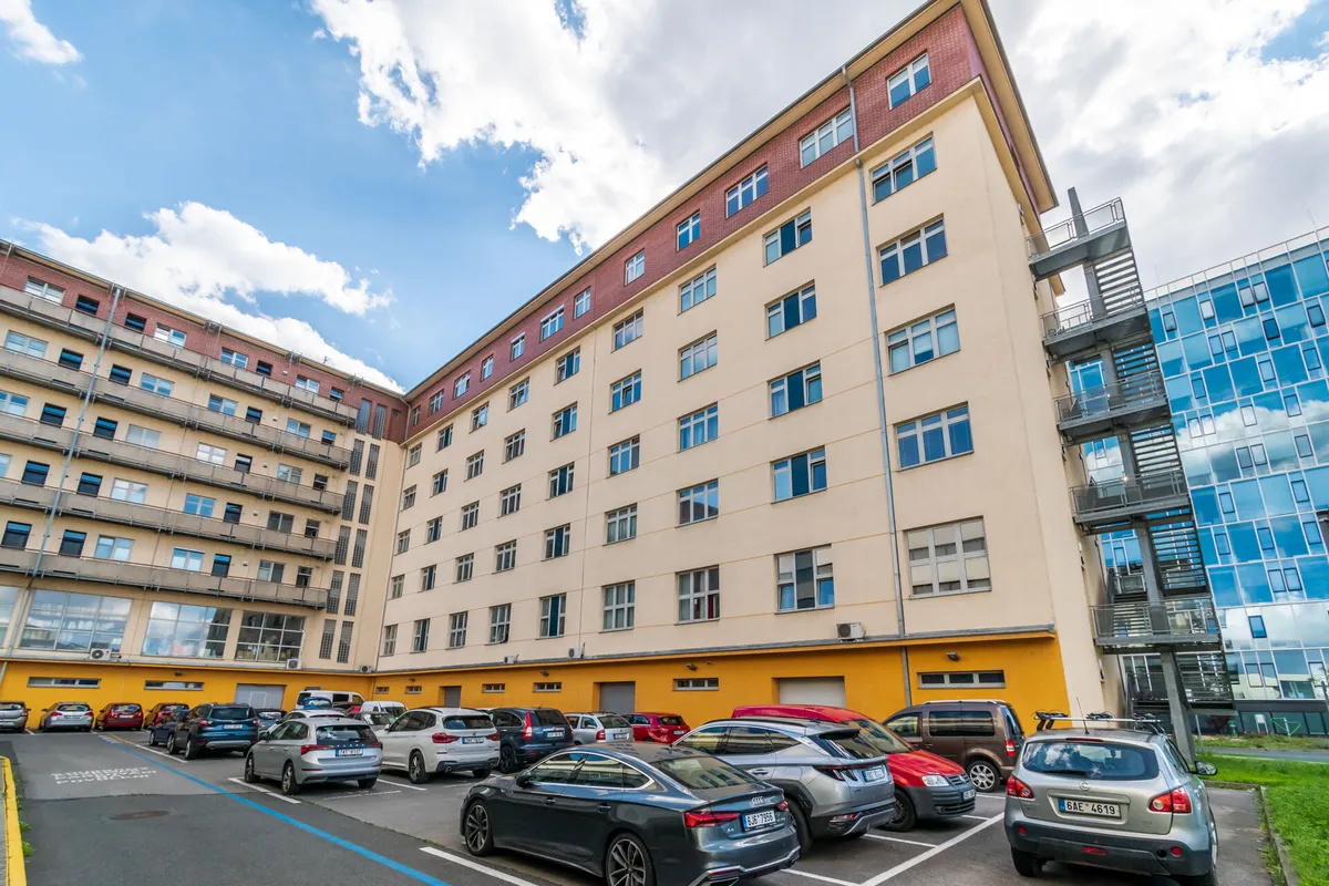 Pronájem bytu 1+1, Praha 8 — Praha 8