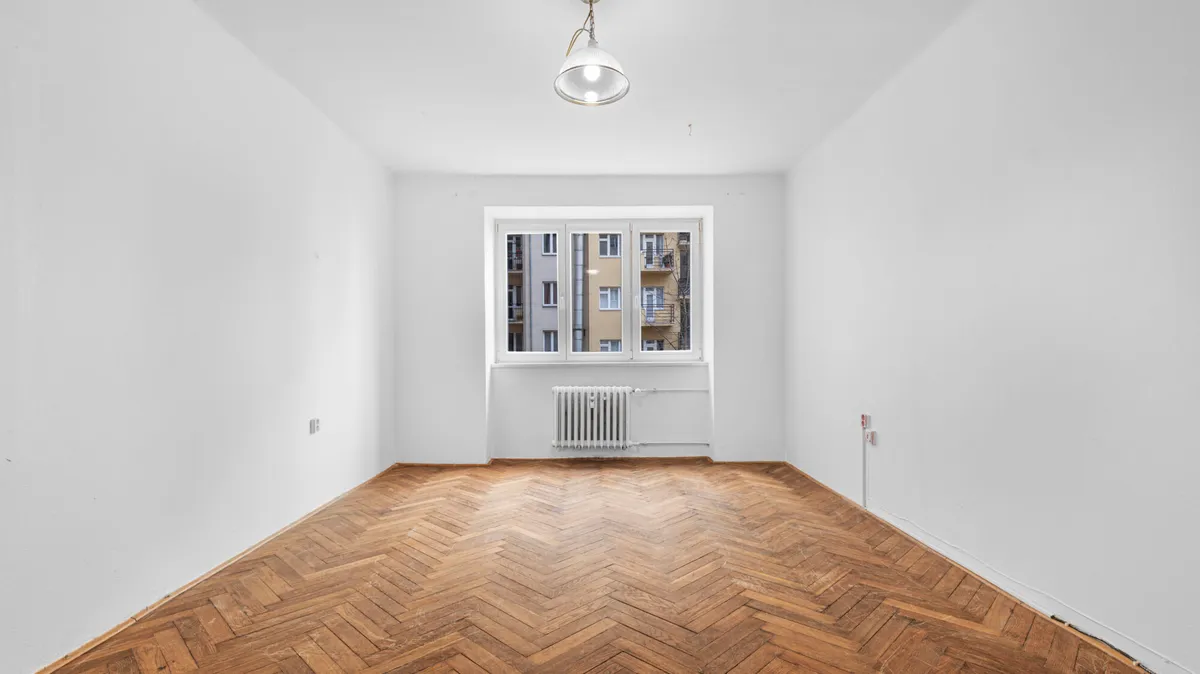 Velkorysý byt 2+1 (68 m²) s výhledem do ticha, 2 minuty od metra Flora — Praha 3 – Žižkov